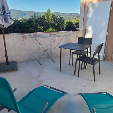 Garéoult Villa Mycenes מראה חיצוני תמונה