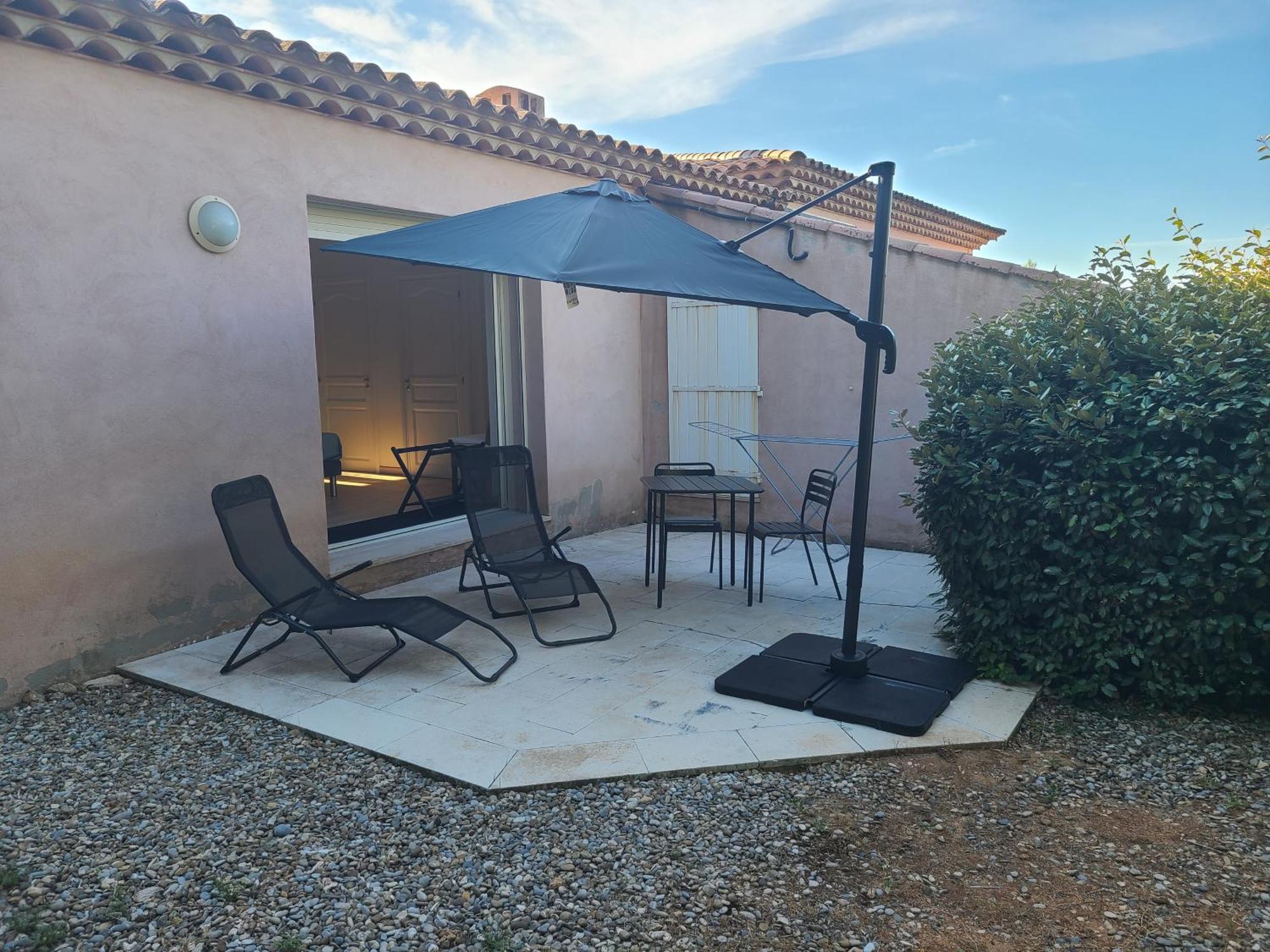 Garéoult Villa Mycenes מראה חיצוני תמונה