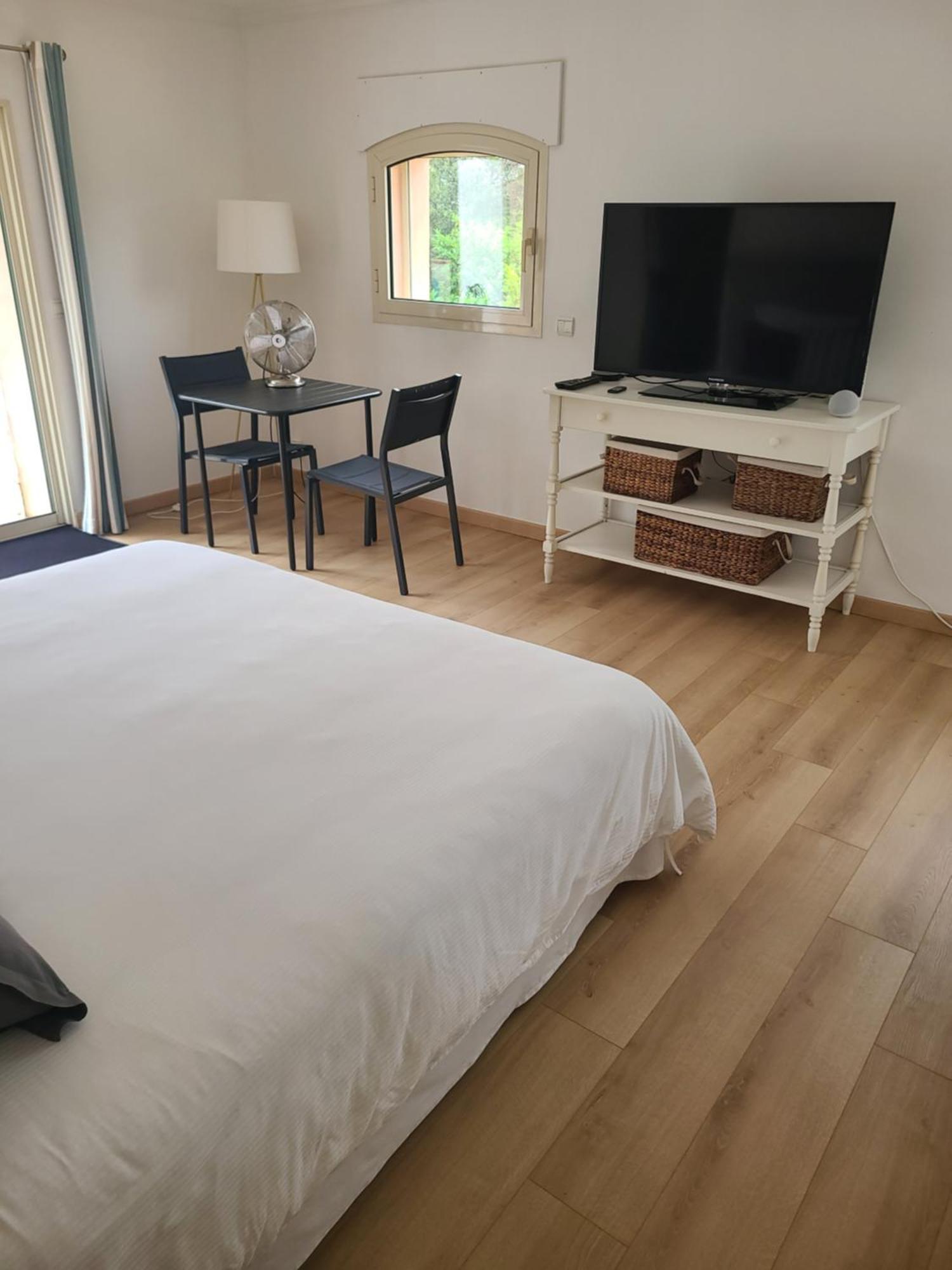 Garéoult Villa Mycenes מראה חיצוני תמונה